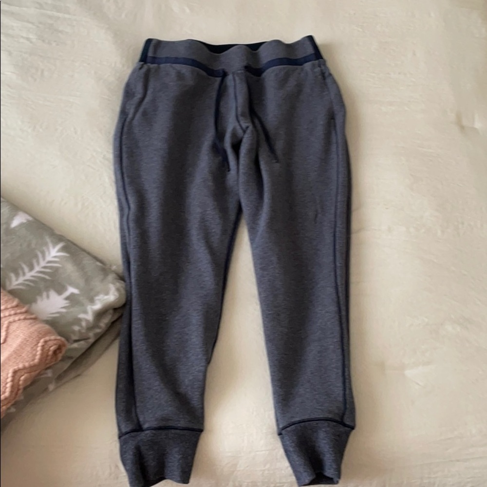 lululemon joggers